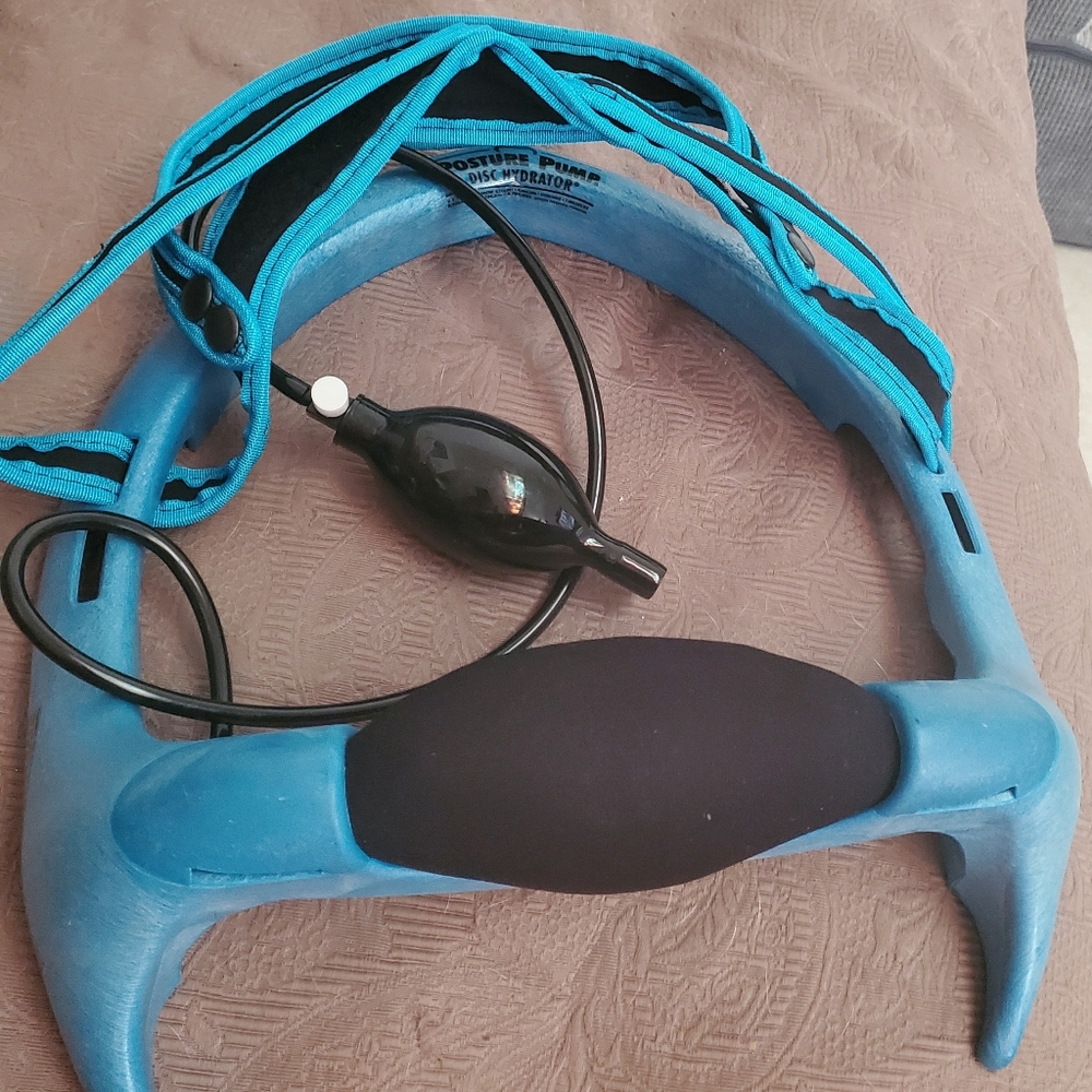 NWOT Posture Pump Disc Hydrator